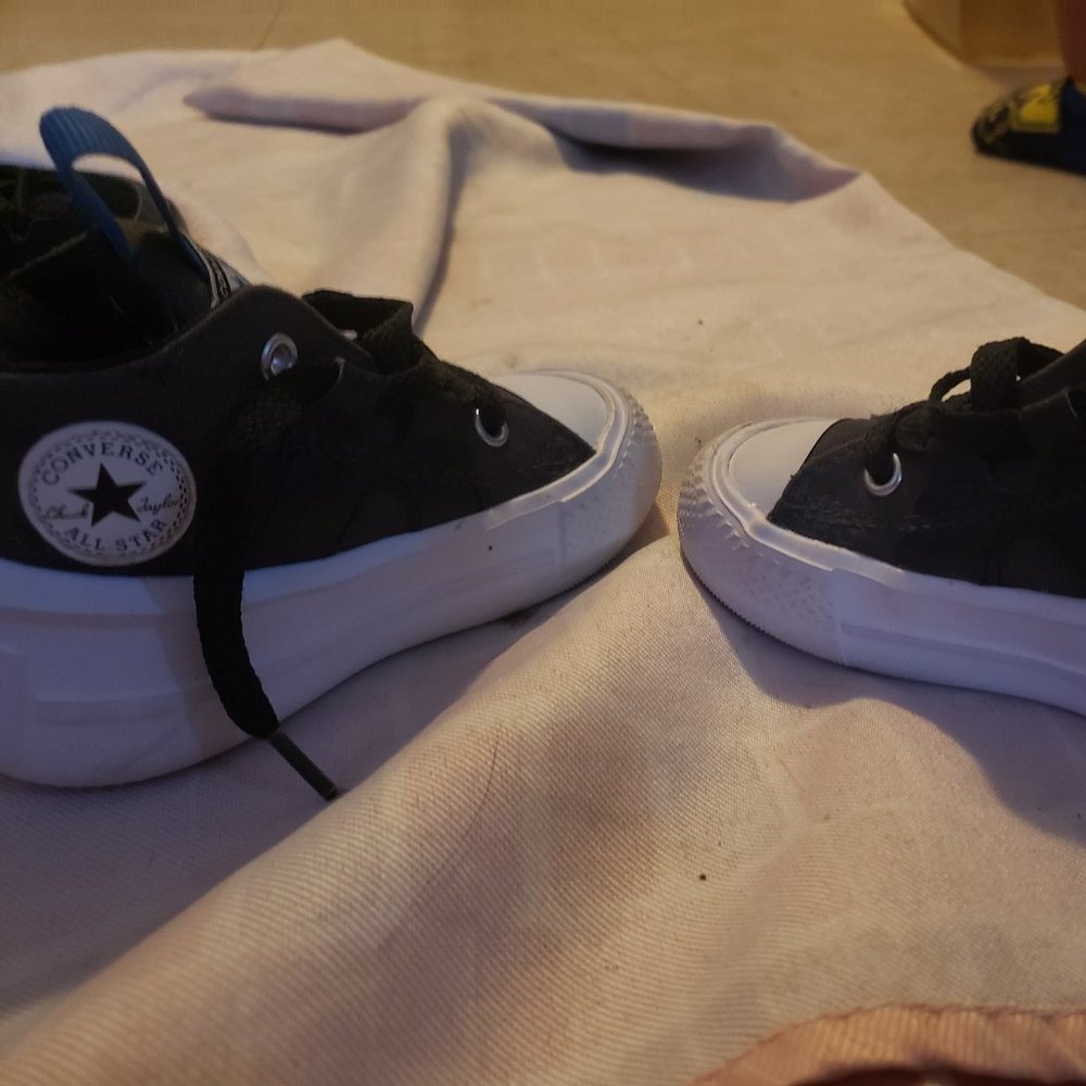 Toddlers chuck's